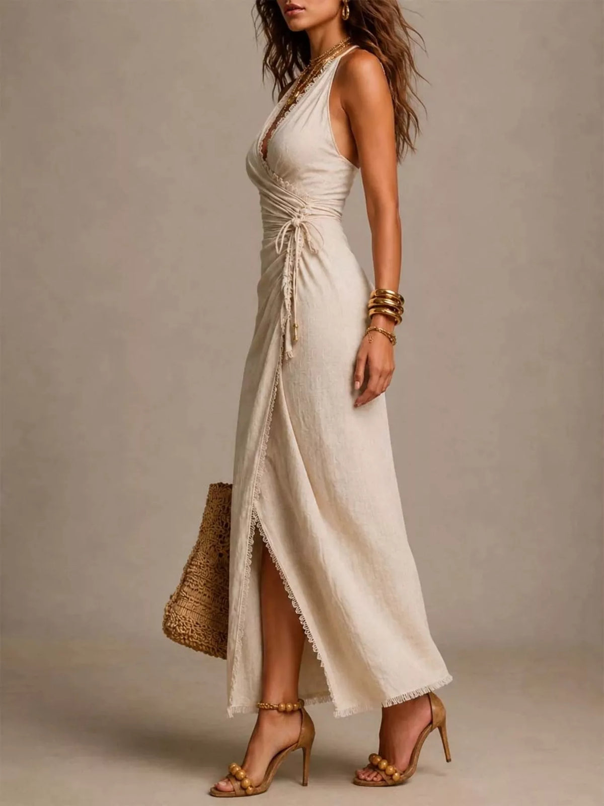 Camille Poise - Beige - Everyday Elegance - Code Elegance