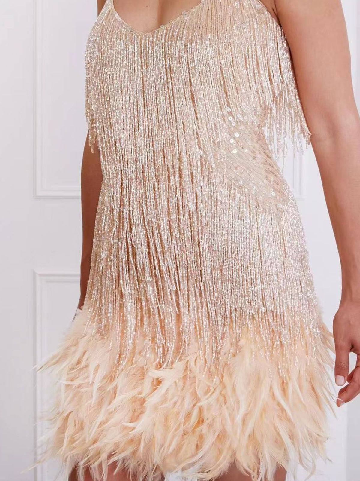 Noir Muse - Champagne, White, Pink, Peacock Green - Date Night - Code Elegance