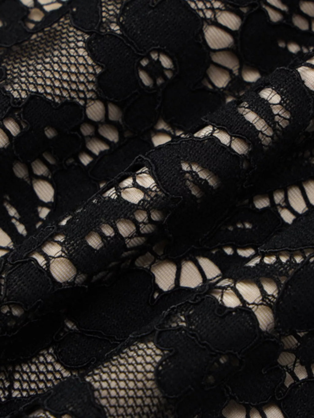Scarlet Allure - Black, Cream - Date Night - Code Elegance