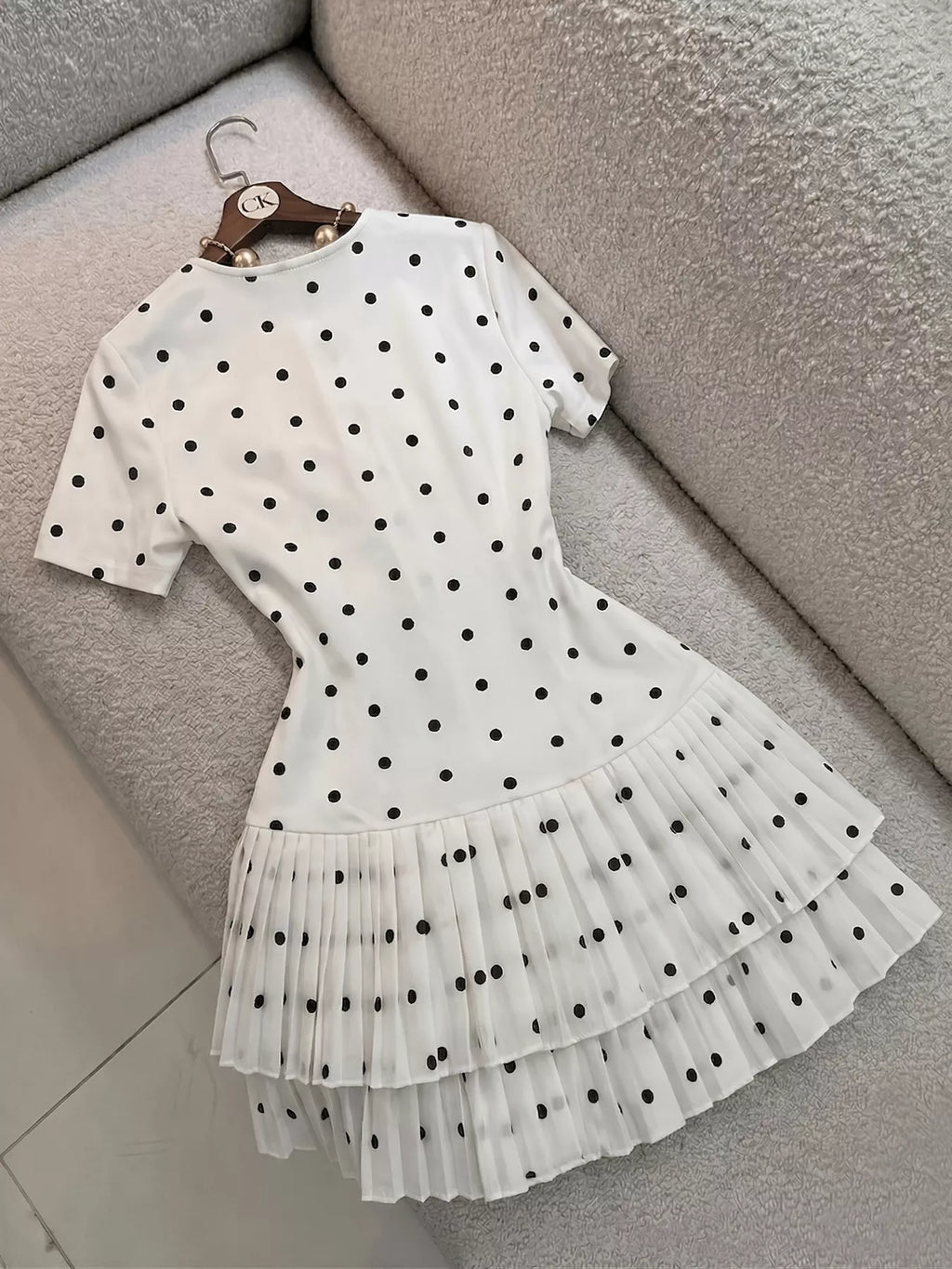 Elara Grace - White - Everyday Elegance - Code Elegance