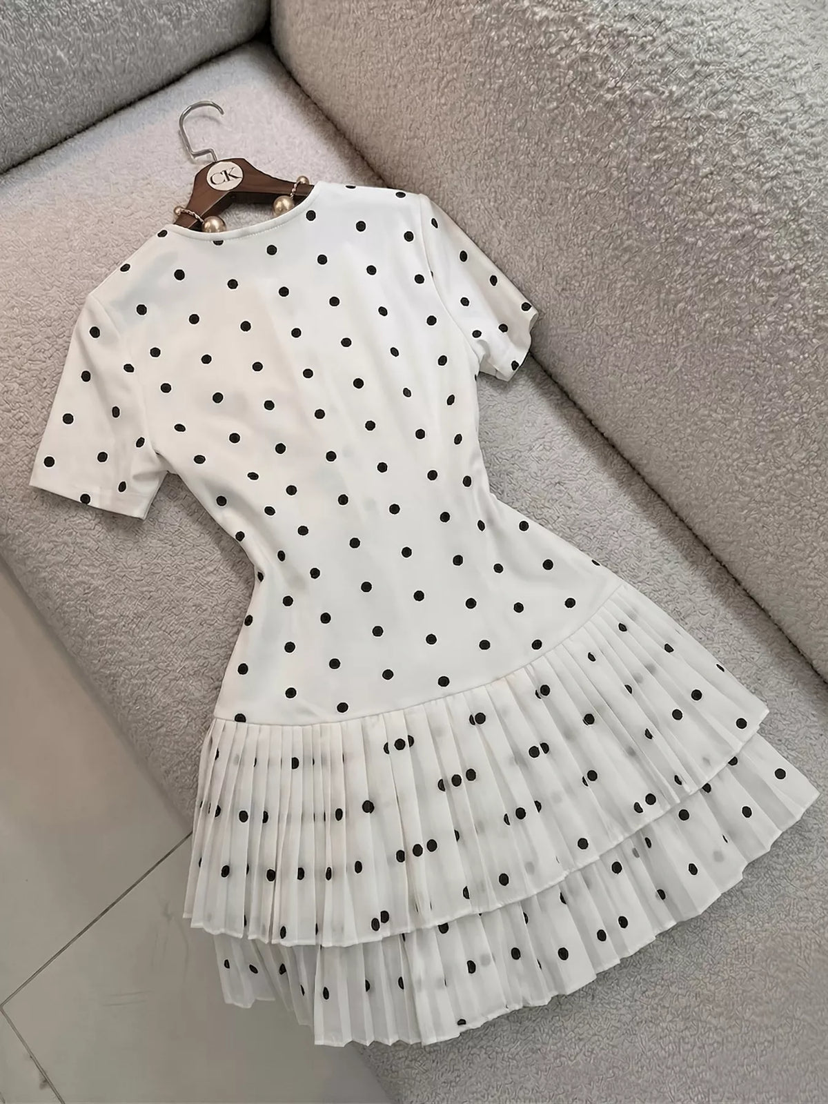 Elara Grace - White - Everyday Elegance - Code Elegance