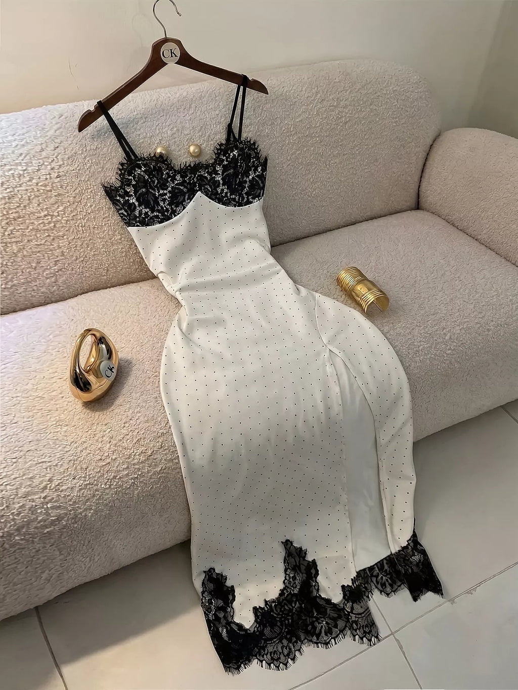 Olivia Grace - White - Everyday Elegance - Code Elegance