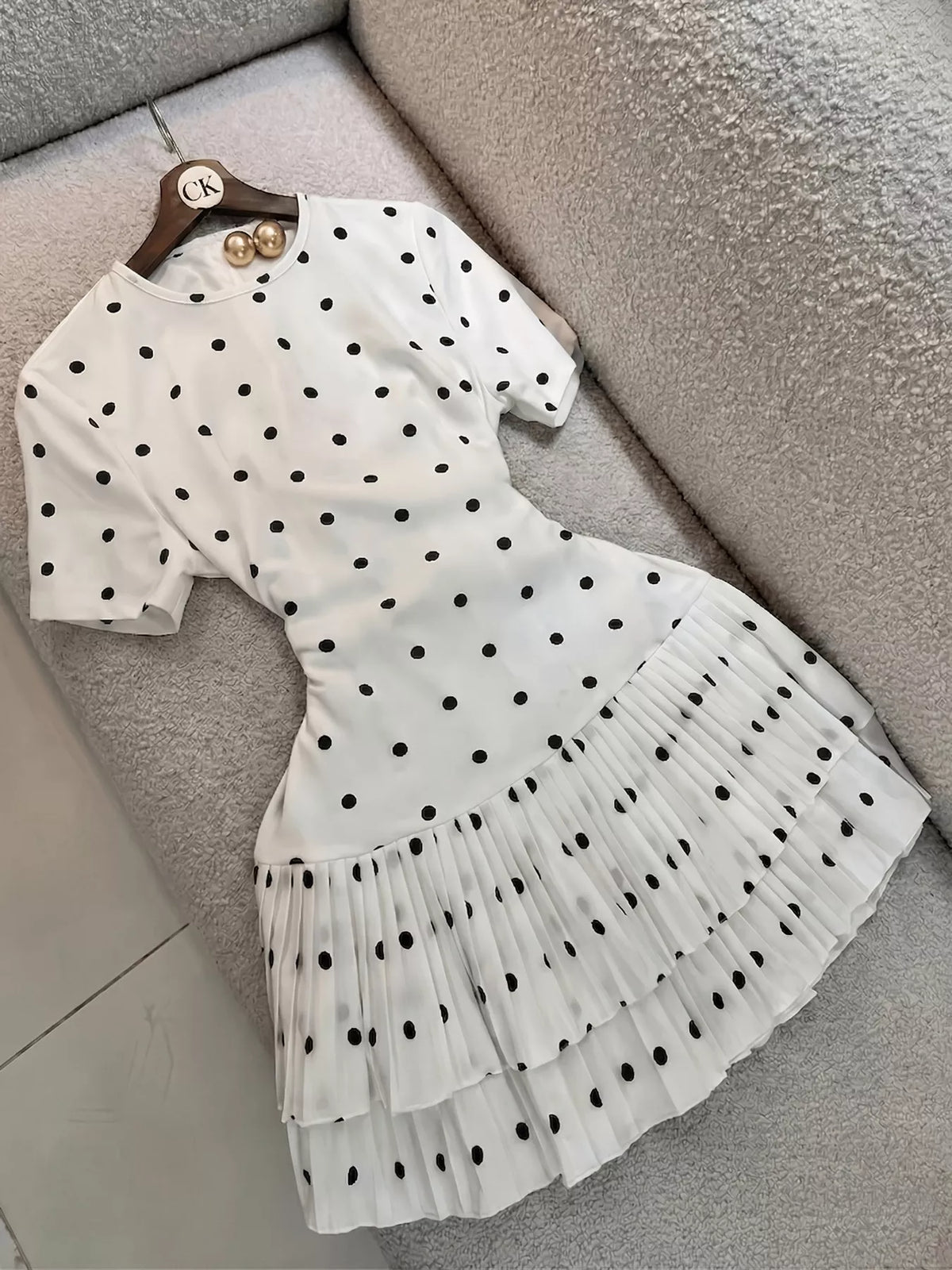 Elara Grace - White - Everyday Elegance - Code Elegance