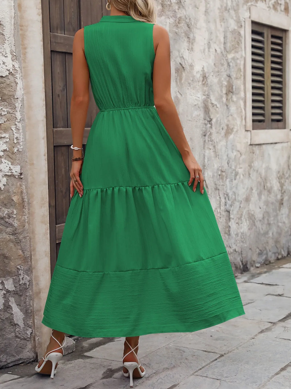Santorini Breeze - Light Blue, Green, Black - Vacation - Code Elegance