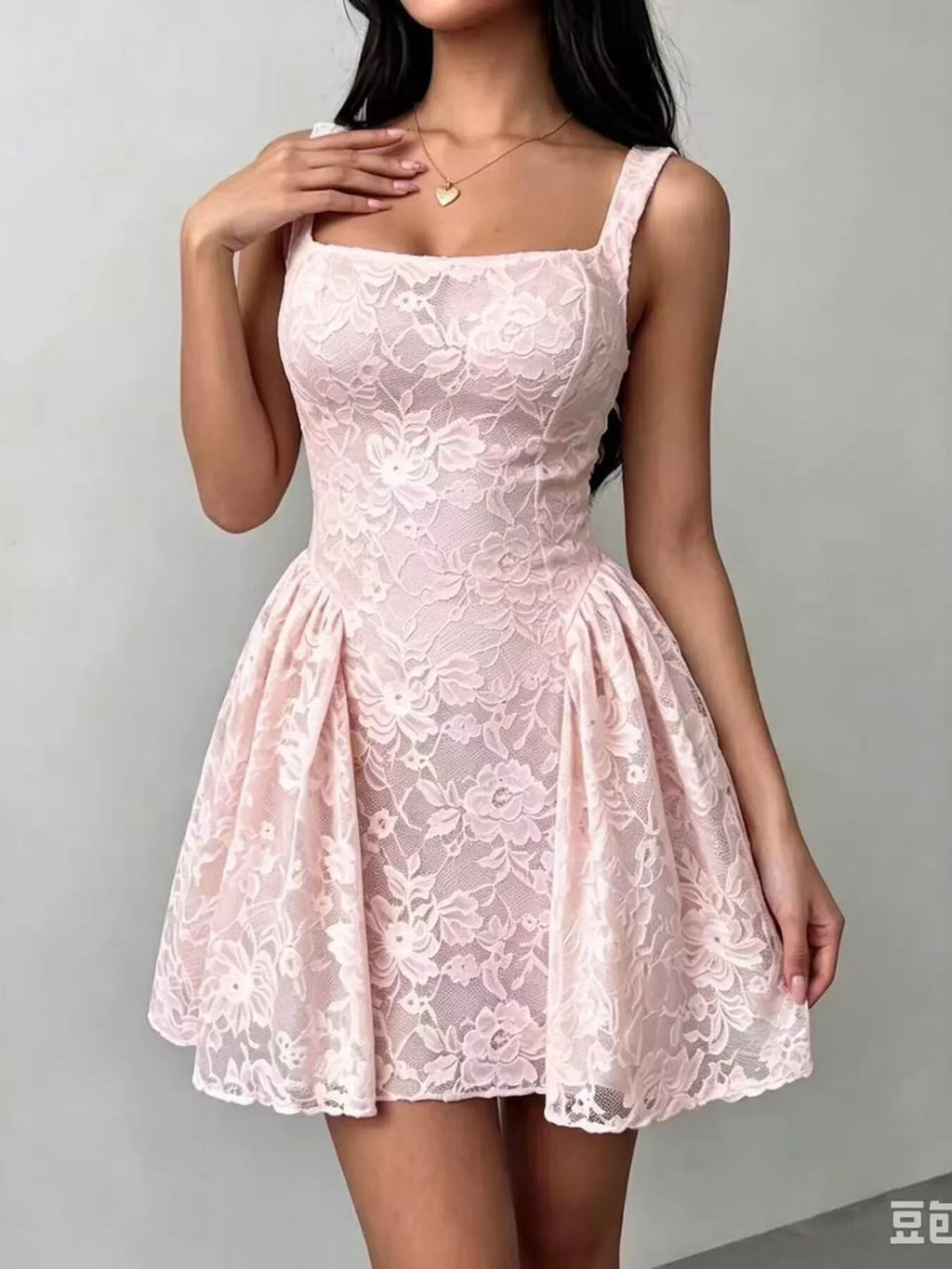 Amelia Muse - White, Black, Pink, Purple, Yellow - Everyday Elegance - Code Elegance