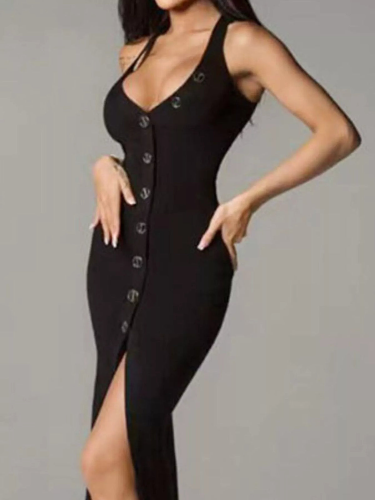 Clara Poise - Black, White - Everyday Elegance - Code Elegance