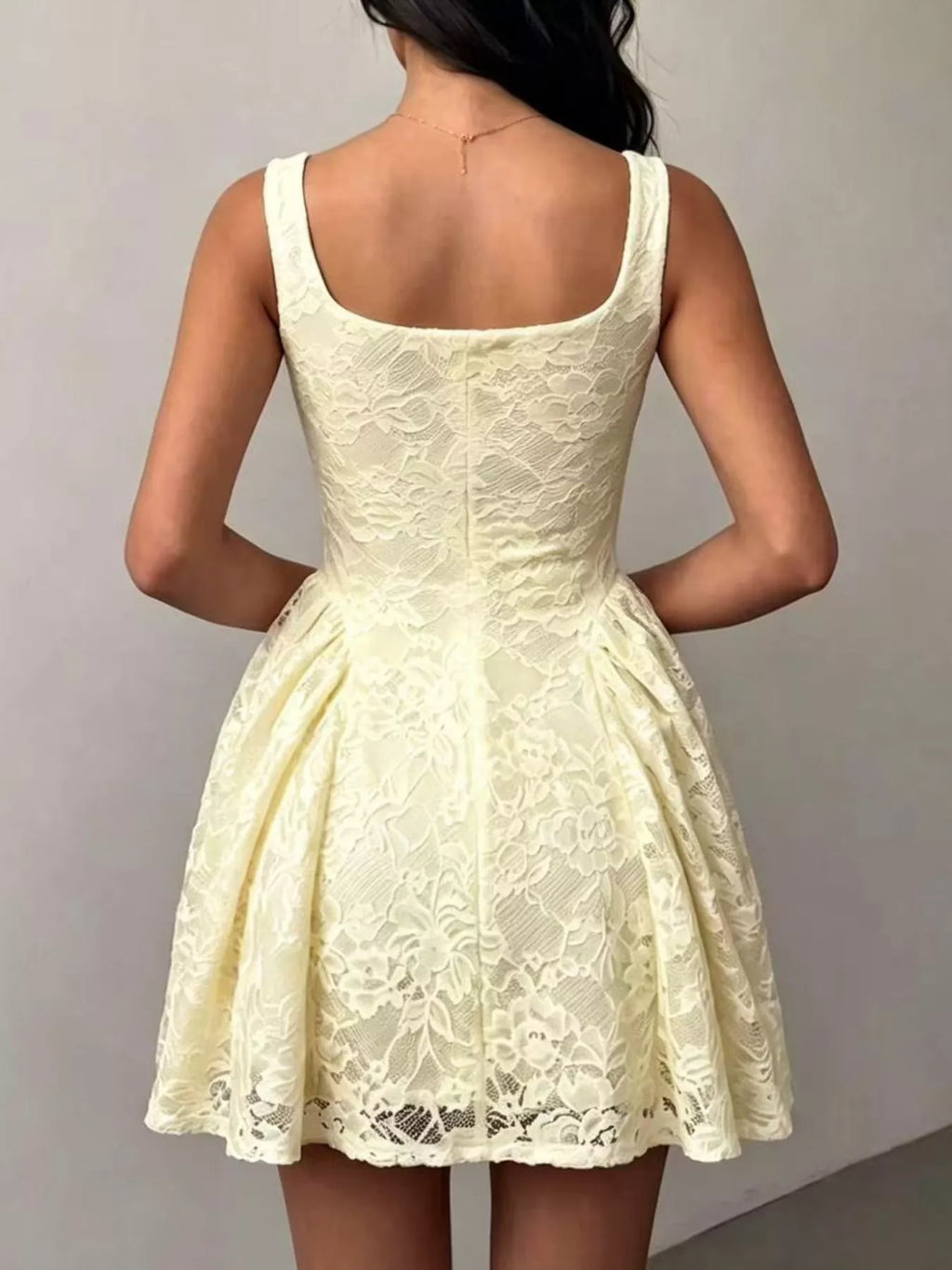 Amelia Muse - White, Black, Pink, Purple, Yellow - Everyday Elegance - Code Elegance