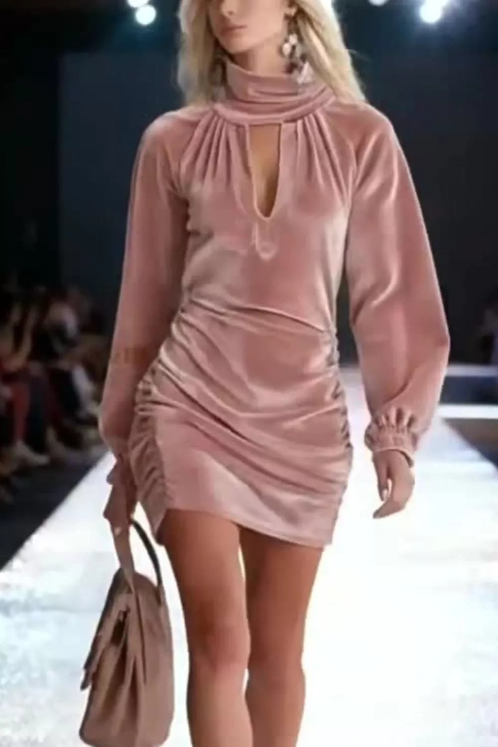 Amour Allure - Dusty Pink - Date Night - Code Elegance